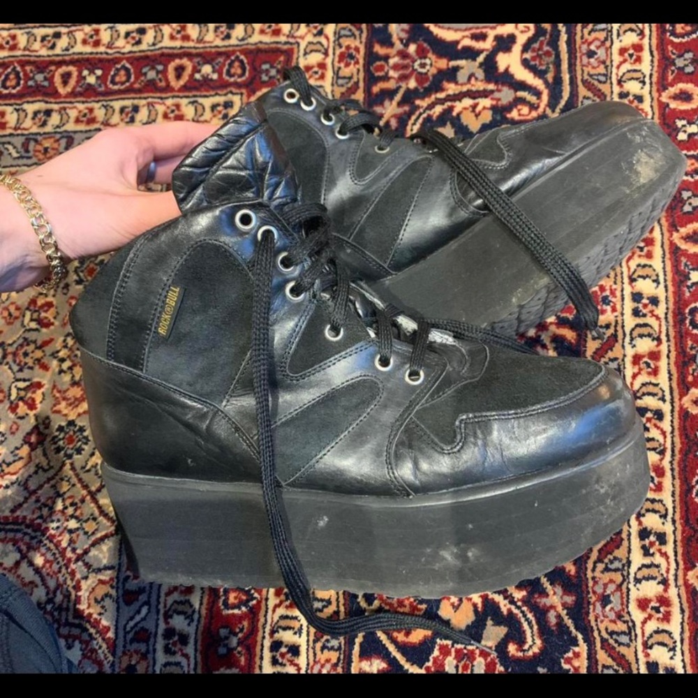 vintage platform sneakers